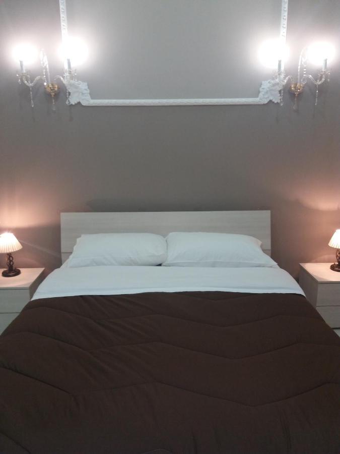 B&Bhotel Emmanuel Napoli Luaran gambar