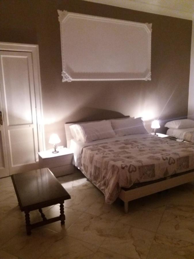 B&Bhotel Emmanuel Napoli Luaran gambar