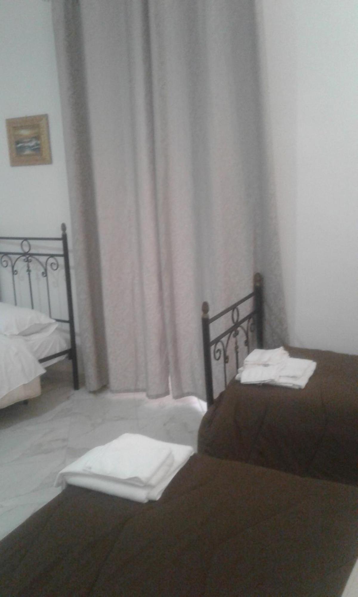 B&Bhotel Emmanuel Napoli Luaran gambar