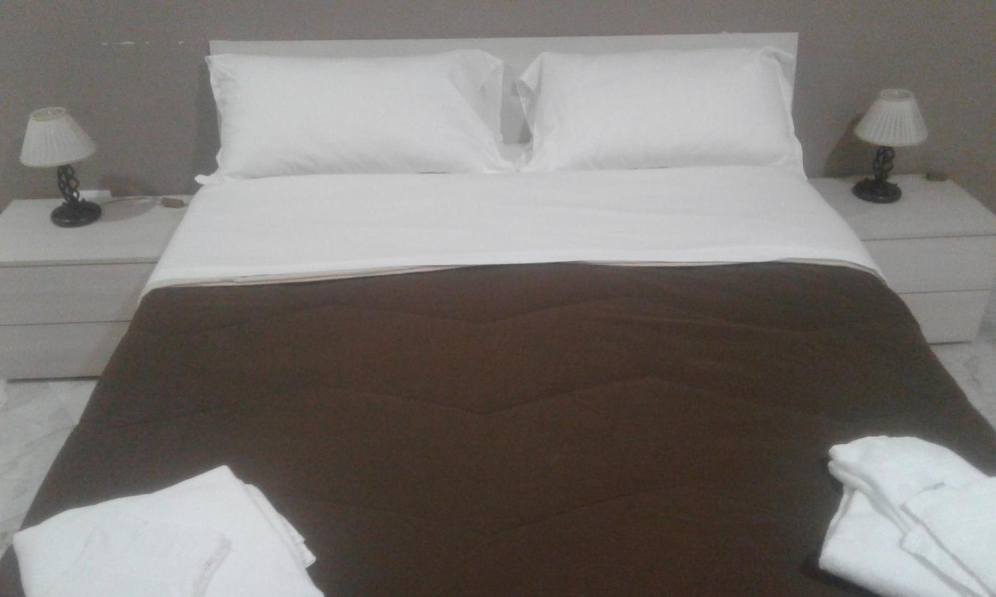 B&Bhotel Emmanuel Napoli Luaran gambar